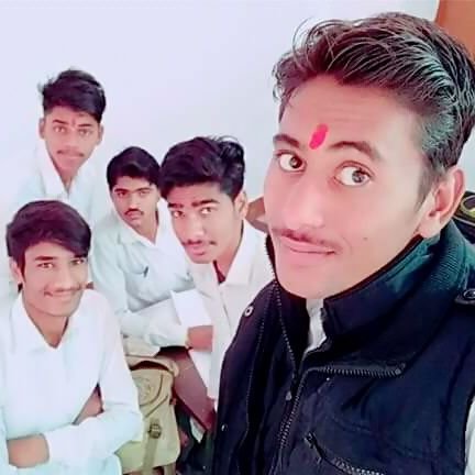 Dilippr51697895's profile picture. 