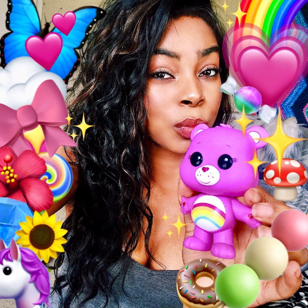 Just a 90’s kid filling a nicktoons void and trying to quench her thirst for nostalgia with cute toys and collectibles 💕♋️🎲🍒🌺🌈🦋🌴🍭🍄🔮😋💖🦄💎🍀🔥✨