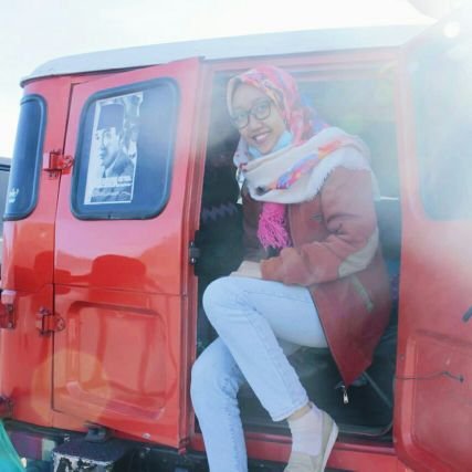 silviataraa's profile picture. Allahumma yassir wala tu'assir, Rabbi tammim bilkhoir..