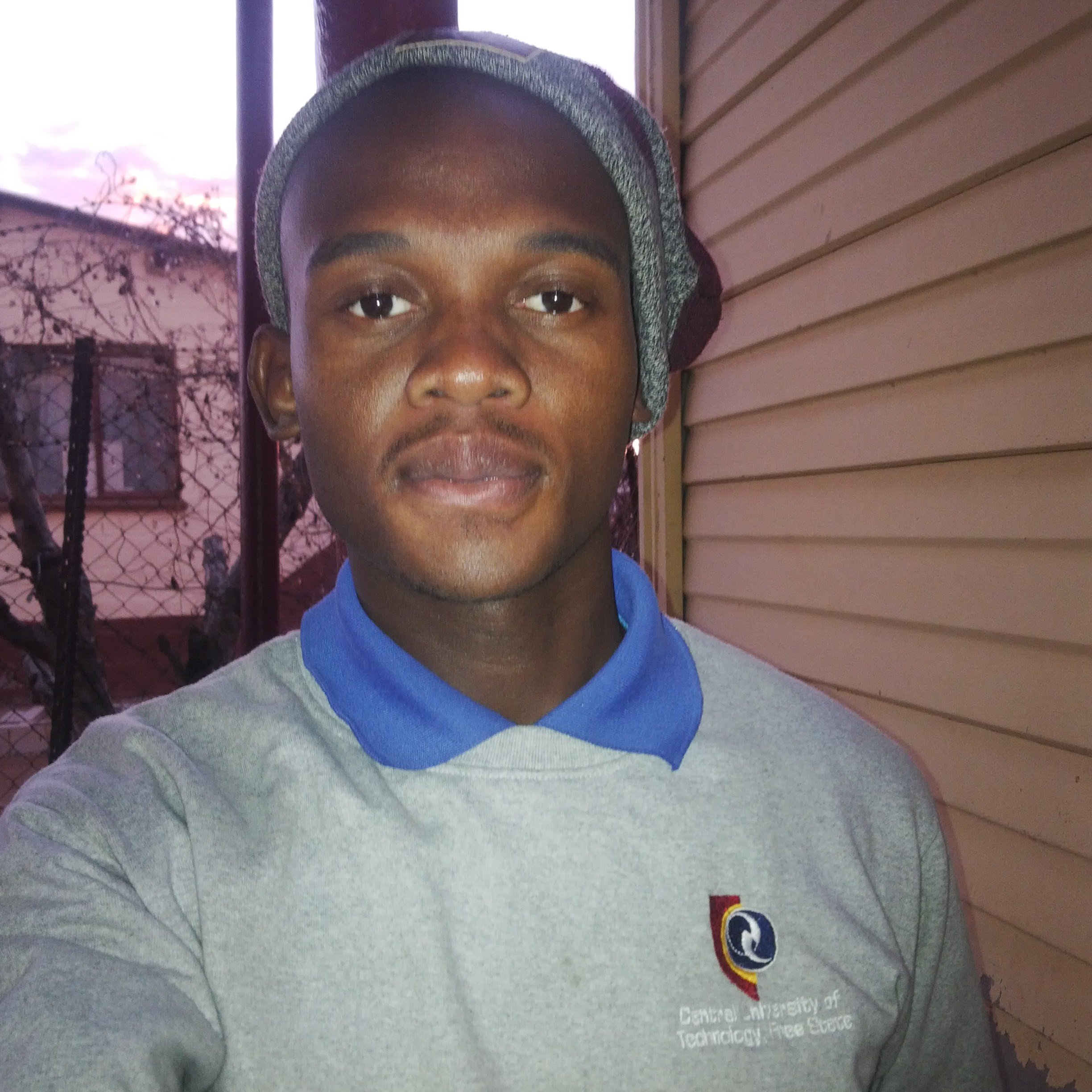 AMMoiloa2's profile picture. 