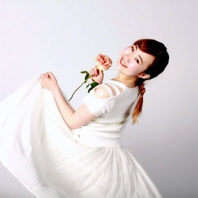 lesdeux18's profile picture. ミス藝大2018出場チーム 〜美しさと醜さ、それらは果たして分け隔てられるものなのだろうか〜 (PV賞&美術賞W受賞)【モデル】奥平光音【美術】服部七海 【音楽】須藤佳帆@kahosudo 【企画】青山実樹@peyoung1129 #ミス藝大 #バレエ 当日の映像はこちら！↓