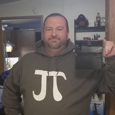 LuxtonShawn's profile picture. 