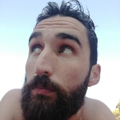 vicnavas92's profile picture. Physicist, Data Scientist, PhD in Mathematics