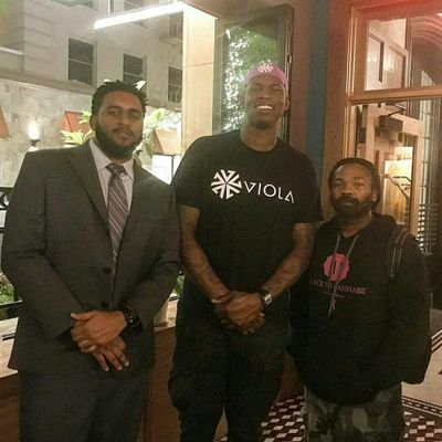 BiC_CEO_HUEY_C's profile picture. ✊CEO of #BlackInCannabis
✊@HBCannU 
✊#421Harvest
🌱BLACK = LIFE 
🌱ON EVERY LEVEL
🌱FROM THE UNIVERSE TO THE SOIL (HUE) MAN ☛