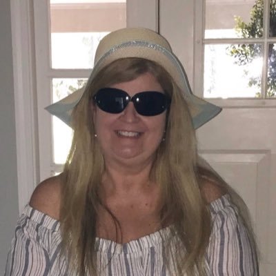 pammyandpoppy's profile picture. Saved by Grace ❤️ Self Proclaimed Home Decorator 🏡 Home Goods and Target 🎯 College Football UGA🏈🐾