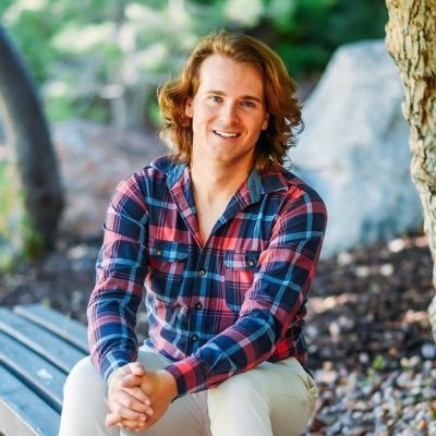 Baking, DIY, the outdoors, people, dance parties, and the Oxford comma. Insta: eliebhardt. he/him/his