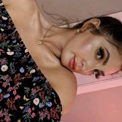 marydominiquee_'s profile picture. BE YOU   •✈ • ✃• ★ •