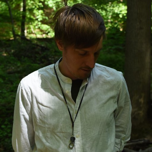Interdisciplinary researcher | Biodiversity & society, data management, sci-art | works at ISOE Institute for social-ecological research, DE | All views my own.