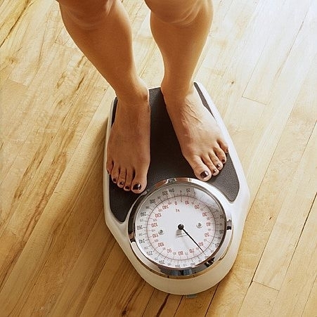 After years of losing time and money on fads, I
learned a common sense approach to healthy
weight loss. I lost 42 pounds with common sense.
Now, I want to s