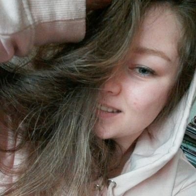 A28Nadia's profile picture. La vie sans les amies ce serait comme une tartine sans nutella