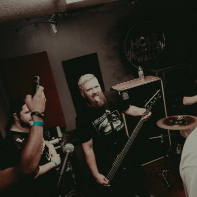 Musician and dad that plays video games.
https://t.co/2AM7suevAM