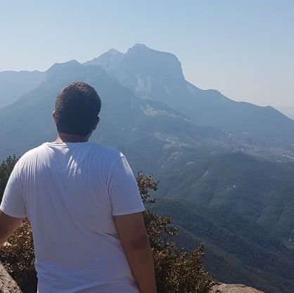 Embrace your dreams, and whatever happens, protect your honor as SOLDIER - Zack, Final Fantasy Crisis Core
Con la misma bio desde 2019