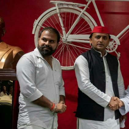 National Secreatory, Youth Brigade, (Samajwadi Party) 
Socialist, Activist, Member of @samajwadiparty, @yadavakhilesh