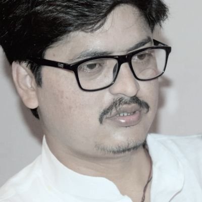 Praveen64121320's profile picture. 