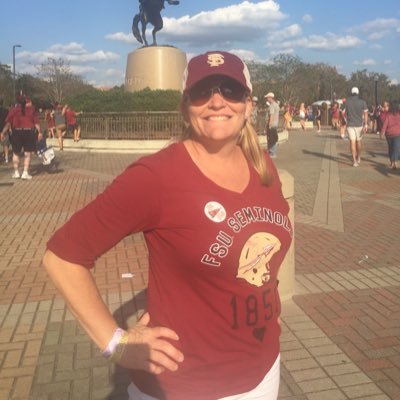 mamarich8's profile picture. 