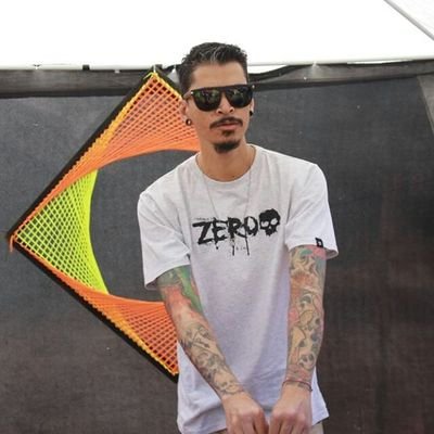 LeandroPck83's profile picture. Live your Life! !