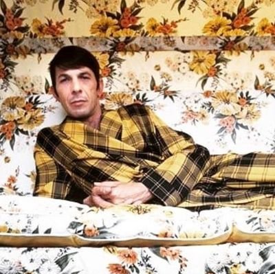 Deepfriederp's profile picture. concerned heathen