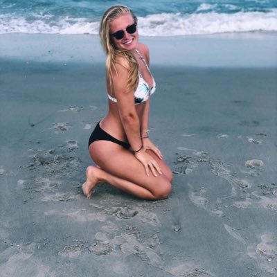 kennedyy2_'s profile picture. 