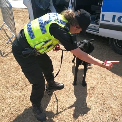 SpecialC-Barista-Mummy. SC 3647 - @dorsetspecials for @dorsetpolice - Dial 101 Non Emergency - Dial 999 Emergency - All views my own - Dorset Police. #999.