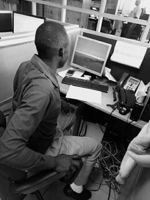 GombaOkoth78via's profile picture. íts full of succes