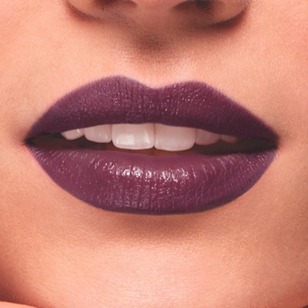 I'm a hard-working young women who absolutely loves great products especially makeups and creams
