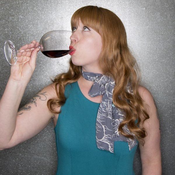 Longtime Twitter Avoider | Concours Mondial Judge | IWSC Judge | Wine, Travel, Food Writer | #binders