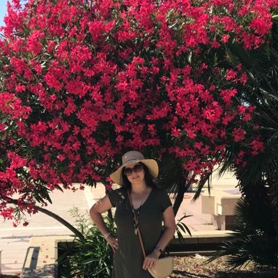 LiveLuv2Learn's profile picture. Mother, Wife, & Teacher. Passionate about learning. #lifelonglearner