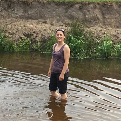 Bioloog & werkzaam bij Stichting Scala als vakleerkracht natuur en techniek. Ik hou van boulderen en lezen.