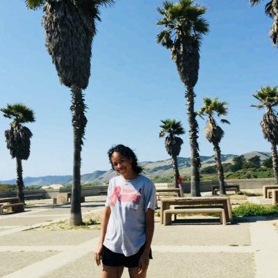 tshx24's profile picture. 