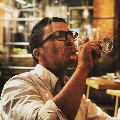 Ale_GuerraAGB's profile picture. Disfrutando de la sala en @tata_pila
Gestión y Control de Restauración en la Escuela Superior de Hostelería de Sevilla.
PasiOn por los vinos... #sherrylover