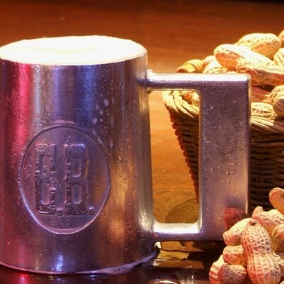 チャーリーブラウン梅田店 06月14日 00 世界のビールフェア アメリカのクラフトビール コアなドイツビール 有名 ビールからチョコレート風味の一風変わったビールまで ビール T Co 1xeldhvvml