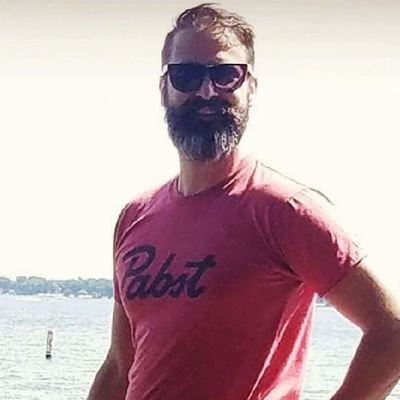 crzyfuntimes's profile picture. Co-owner of Repinned