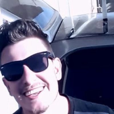 Thomas99678383's profile picture. Não confiem nas pessoas elas mentem