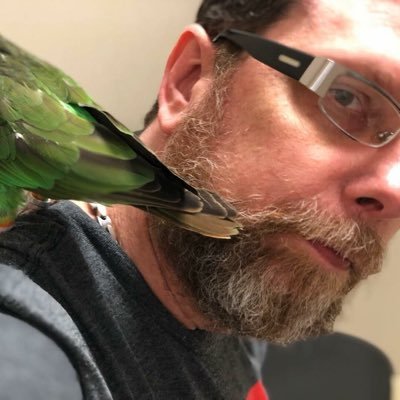 The get **IT done guy ° Former Maximum PC ° Boeing ° IBM ° Now WJO tech guy ° Bassist ° Foodist ° Technoweenie ° I like parrots https://t.co/ftn84I5z2c ° ESFJ