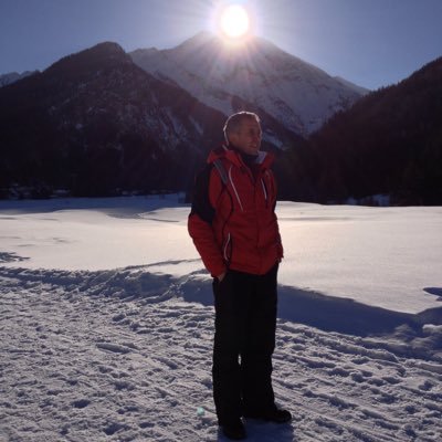 dilire63's profile picture. 