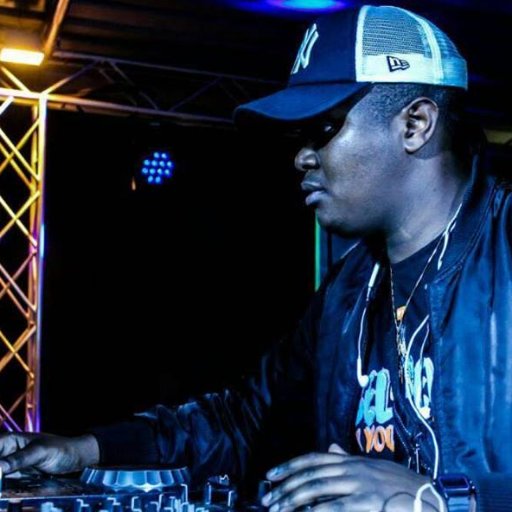 Mac_BreezySA's profile picture. | A VERSATILE DJ | BOOKINGS: 📧bookmacbreezy@gmail.com ☎️+27 60 414 2677 • Instagram - Mac Breezy •