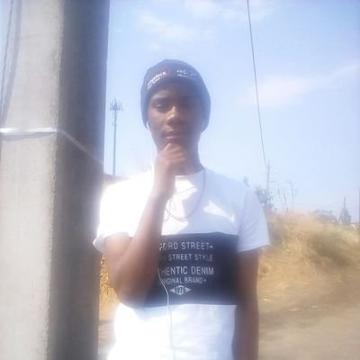 My. Name is lil Tee Iam from folweni.   
Iam 16 old  iam. The Ilest crew guy