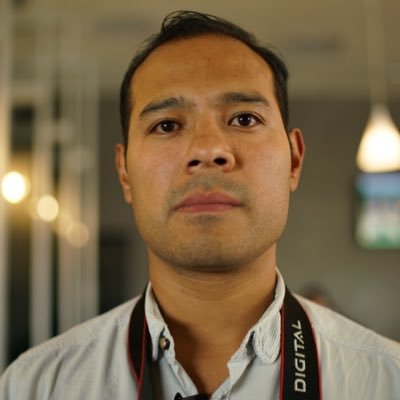 Comunicólogo, fotógrafo aficionado, cinéfilo empedernido y orgulloso papá con experiencia.
