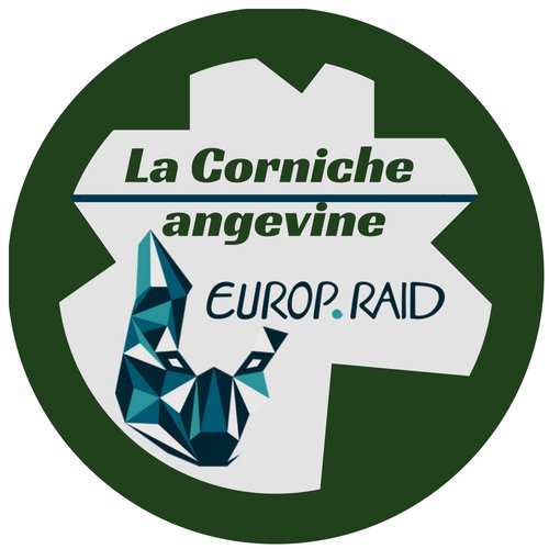 Équipage angevin participant à l'édition 2019 de l'Europ'raid !