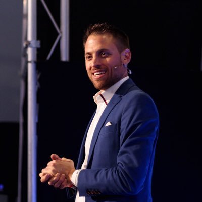 Life Coach de Alto Impacto. Fundador de Life Changing School - Líderes de Alto Impacto