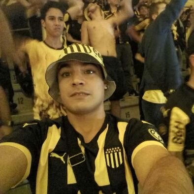 solo una cosa quiero antes de morir ganar la sexta junto a toda esta gente, que todos sepan que volvió peñarol el capo del continente!!! c.a.p 1891 💪