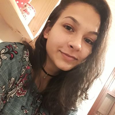 PoxaVidaRaissa's profile picture. Antes eu sofria hoje eu sofoda