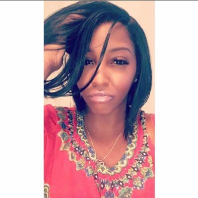 SAU21 . Drink water and mind your buisness🤟🏽 Licensed MUA💄💋 I likegirls who likegirls🌈😍