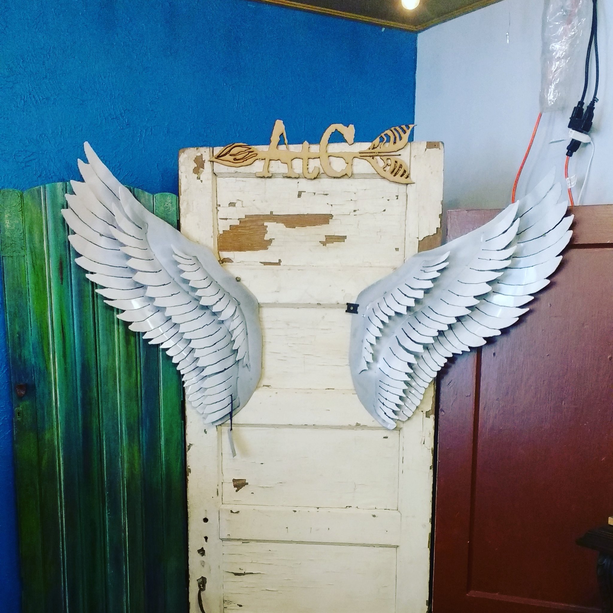 Versatile custom ornamental fabrication company. We offer design and build services for repairs/mods, railings, chandeliers, buildings, and art.