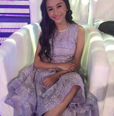 WALANG SILBI ANG TAMIS NG TAGUMPAY KUNG DI NATIN NATIKMAN ANG PAIT NG PAGKABIGO

IG:Golden Cañedo