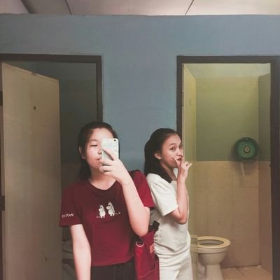 aumppa1's profile picture. คนมีเป็นล้านดันไปรักคนใจร้าย🐳