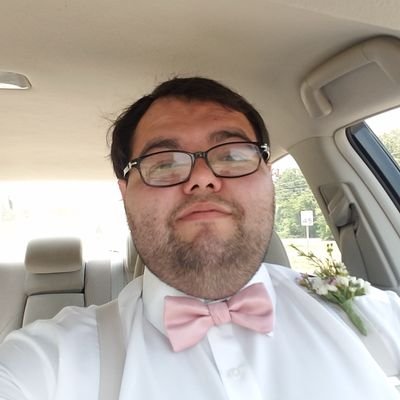 Gamer nerd Hail State!! Dont let anyone change who you are Instagram: steven_the_nerd