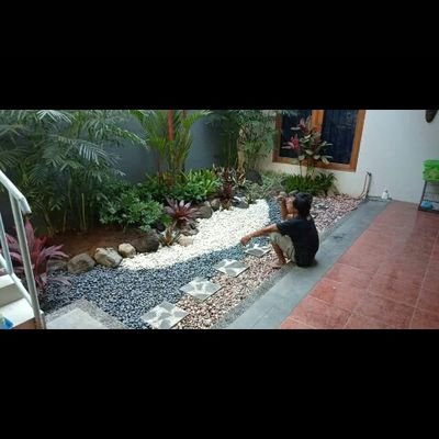 taman_jogja's profile picture. #cpgadingasri 🌷🌷
melayani :
perawatan taman 
pembuatan taman 
pembuatan kolam 
gazebo 
renovasi taman dll 
082324075779  📲📲📲📲