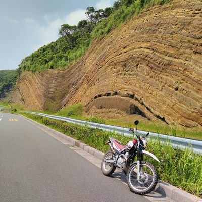 もはやソロツーリングを楽しめない体になりつつあるオフロードライダー
ヤマ属性、スピード苦手
クロカンでスピードに慣れる練習中😎
2020年4月に京都へ引っ越しました🤗
#GPZ900R
#XC-W150
#CRF250RX
#スーパーカブ
#TEAMヘタレオフローダー
#TKG