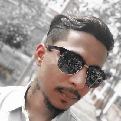 ZahidHa48012424's profile picture. I am going to be a new king of this world..
a king without kingdom.